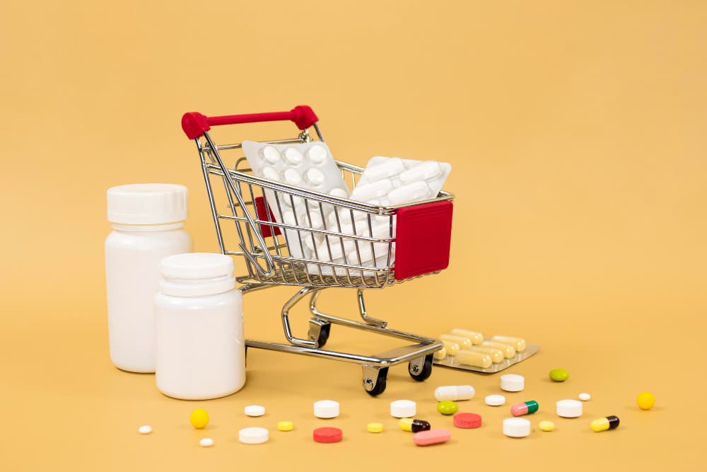 How Online Pharmacies Offer Lower Prices Than Local Stores