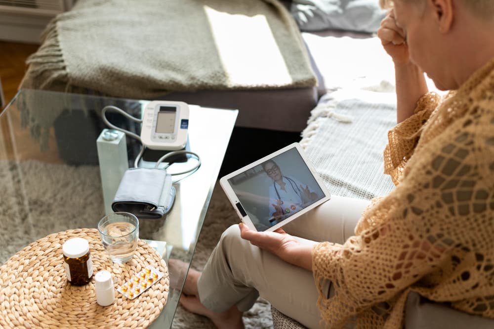 Building a Home Health Kit for Senior Citizens: Must-Have Medicines & Devices in 2026
