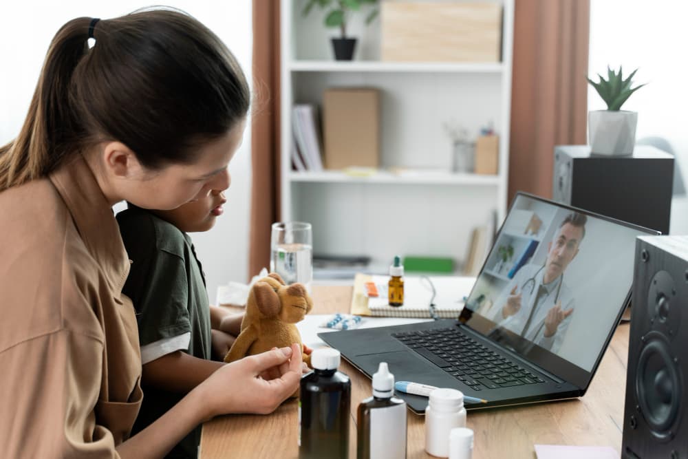 Thyroid Disease Management at Home: Medicines, Devices & Lifestyle Hacks That Actually Work